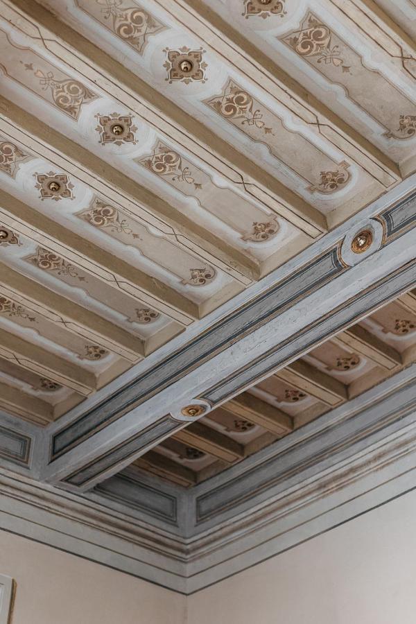 ピサPalazzo Feroci - Residenza D'Epocaアパートメント エクステリア 写真