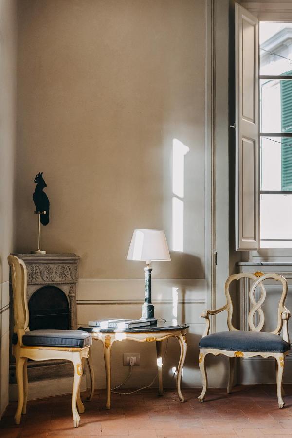 ピサPalazzo Feroci - Residenza D'Epocaアパートメント エクステリア 写真