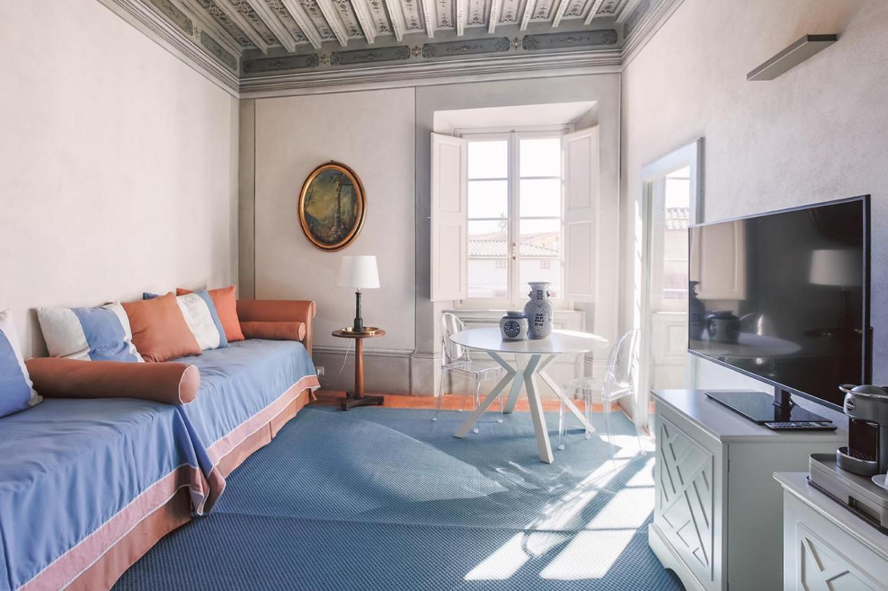 ピサPalazzo Feroci - Residenza D'Epocaアパートメント エクステリア 写真